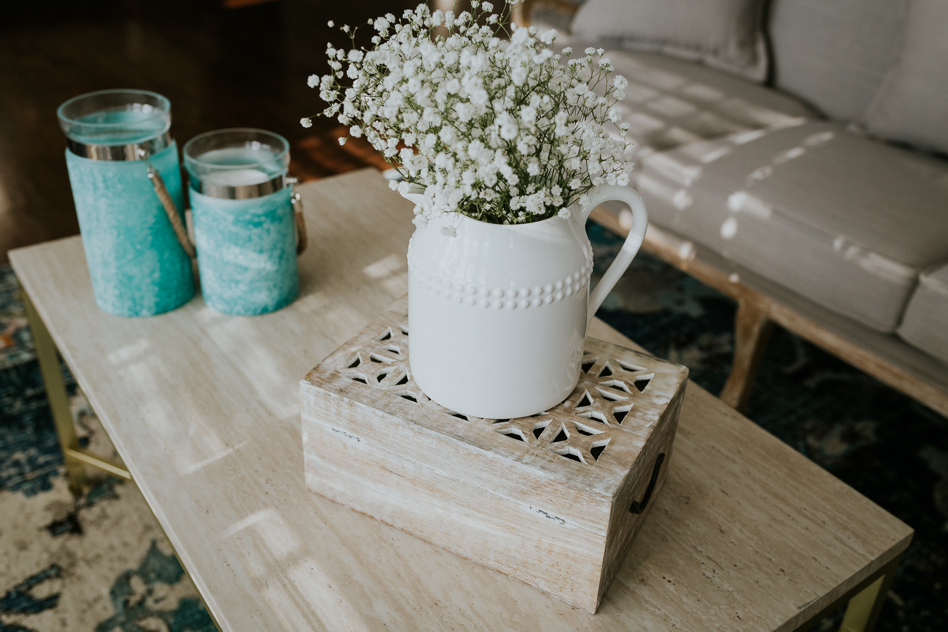 formal living room, overstock home decor, home decorations, formal living room decor, french country setee, french country sofa, french country furniture, safavieh rug, safavieh home decor, candle lanterns, gold bench, turquoise accents, a southern drawl home // grace wainwright a southern drawl