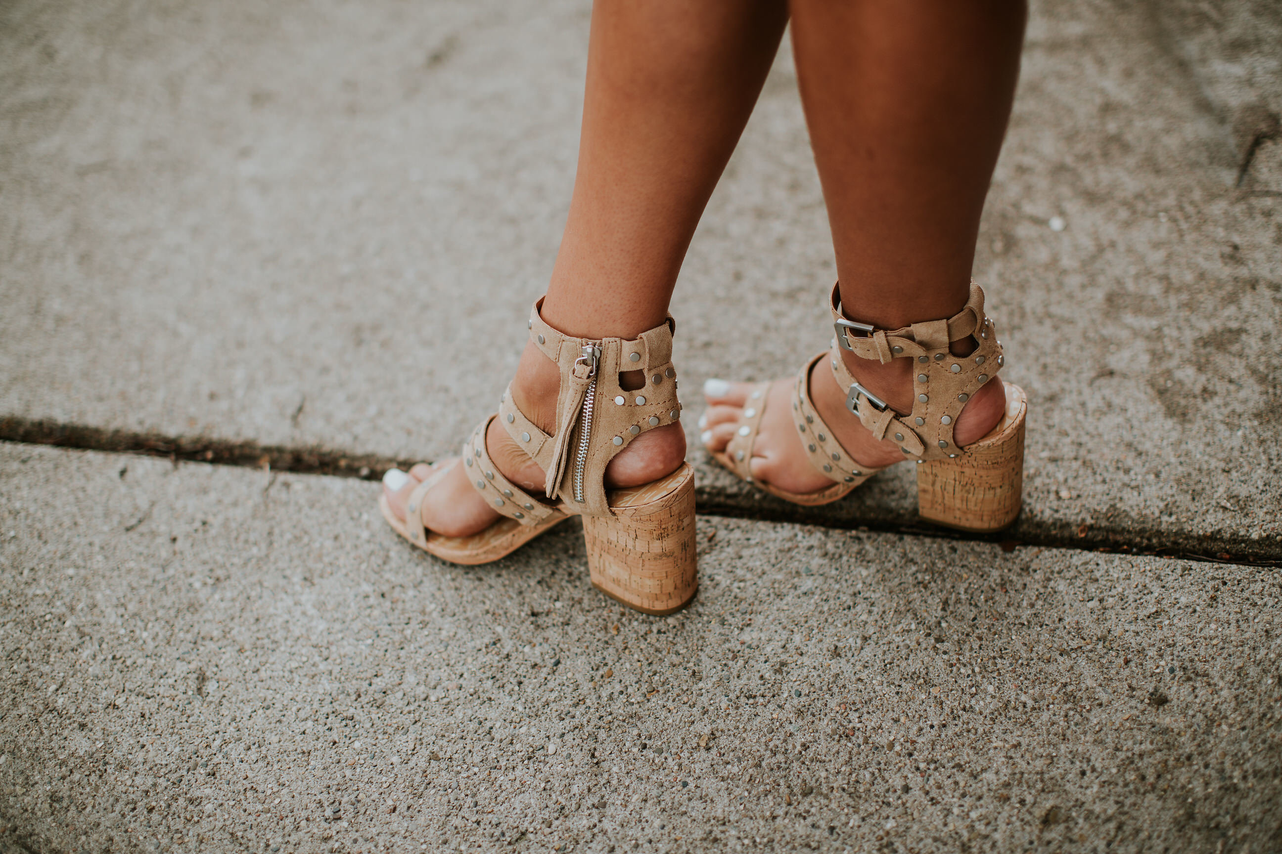 floral wrap dress, floral dress, privacy please floral dress, spring fashion, tory burch chain wallet, dolce vita effie block heeled sandal, dolce vita sandals, gold chain earrings, spring fashion, spring style, vacation style, vacation outfit, wrap mini dress // grace wainwright a southern drawl
