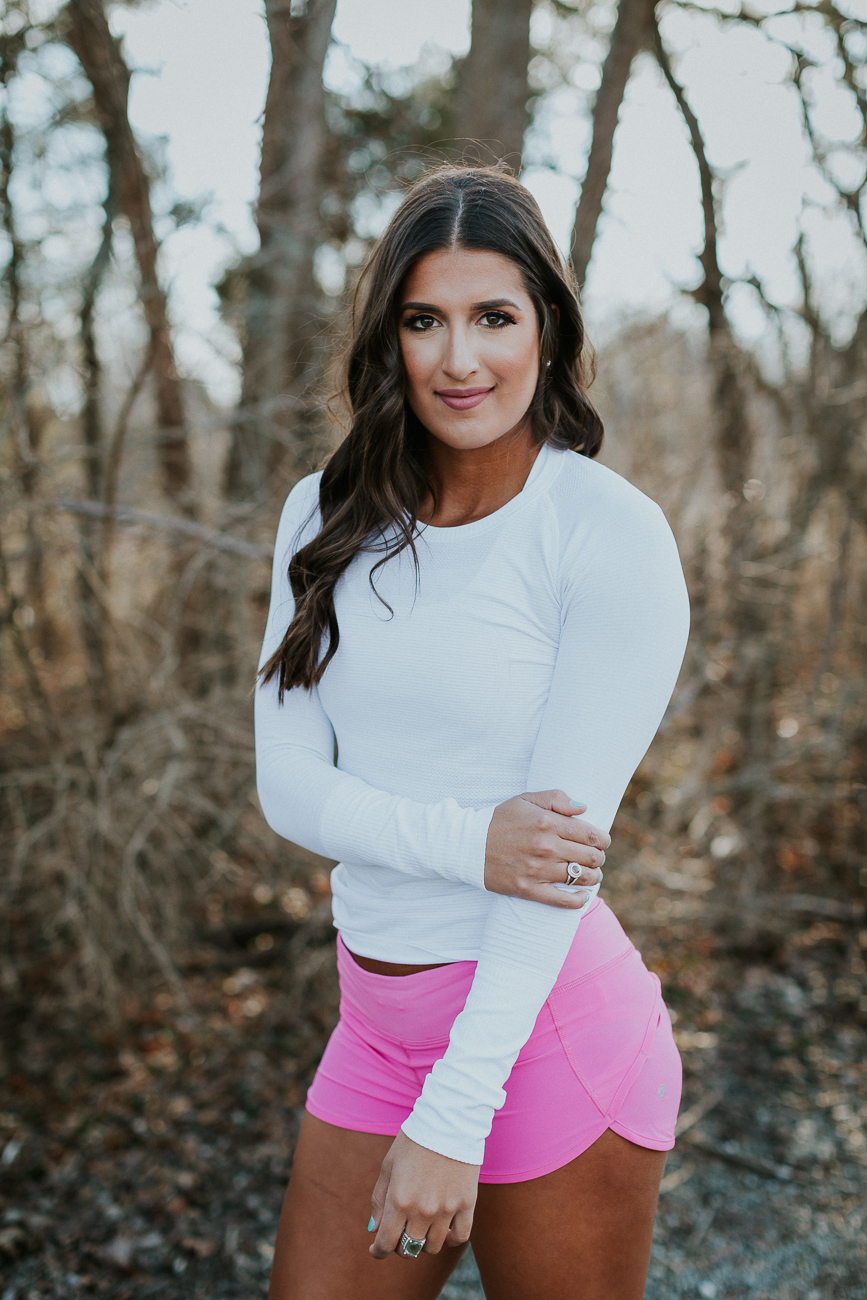 blue nike shorts outfit