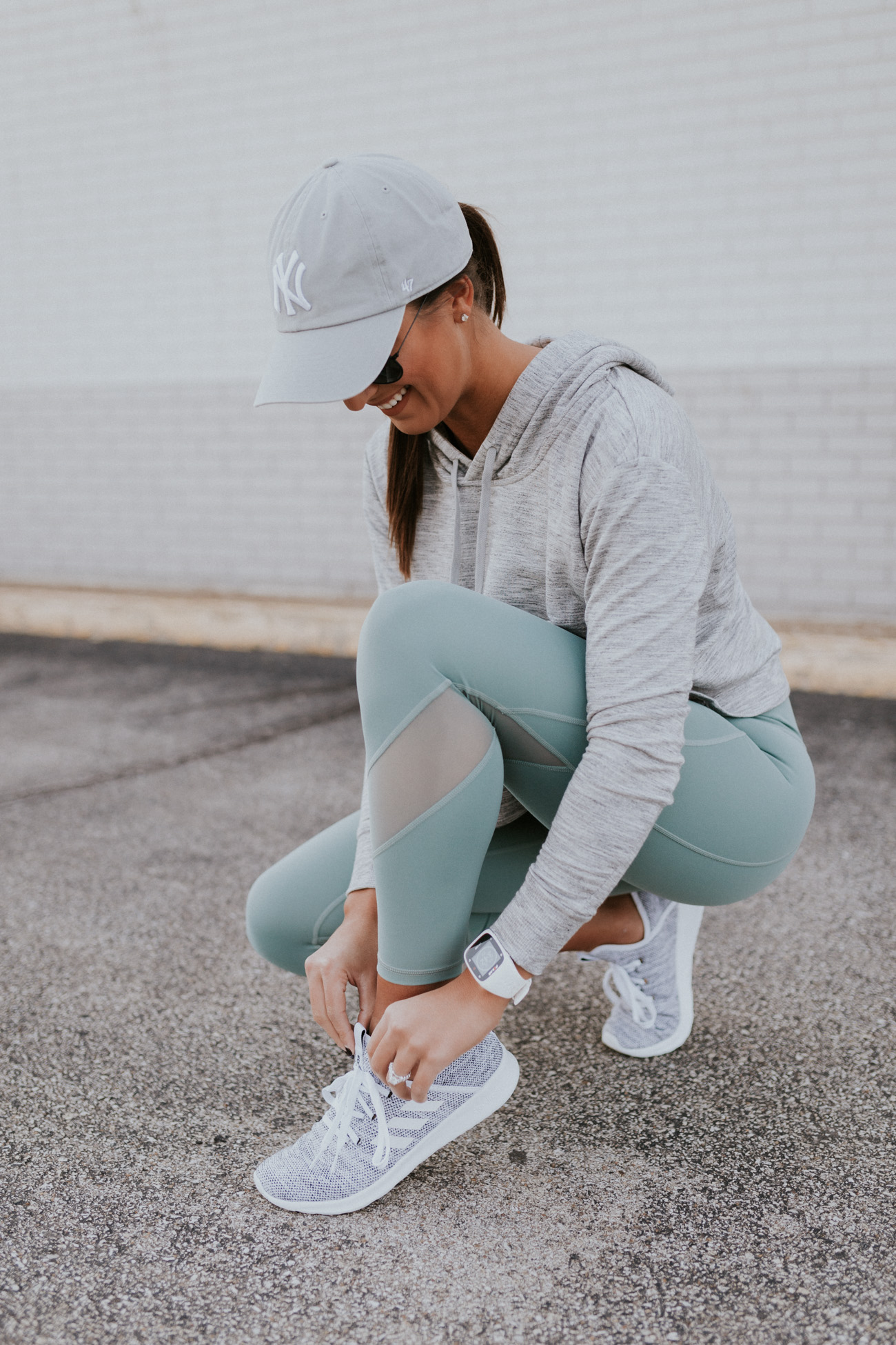 Weekly Workout Routine: Crop Hoodie | A Southern Drawl