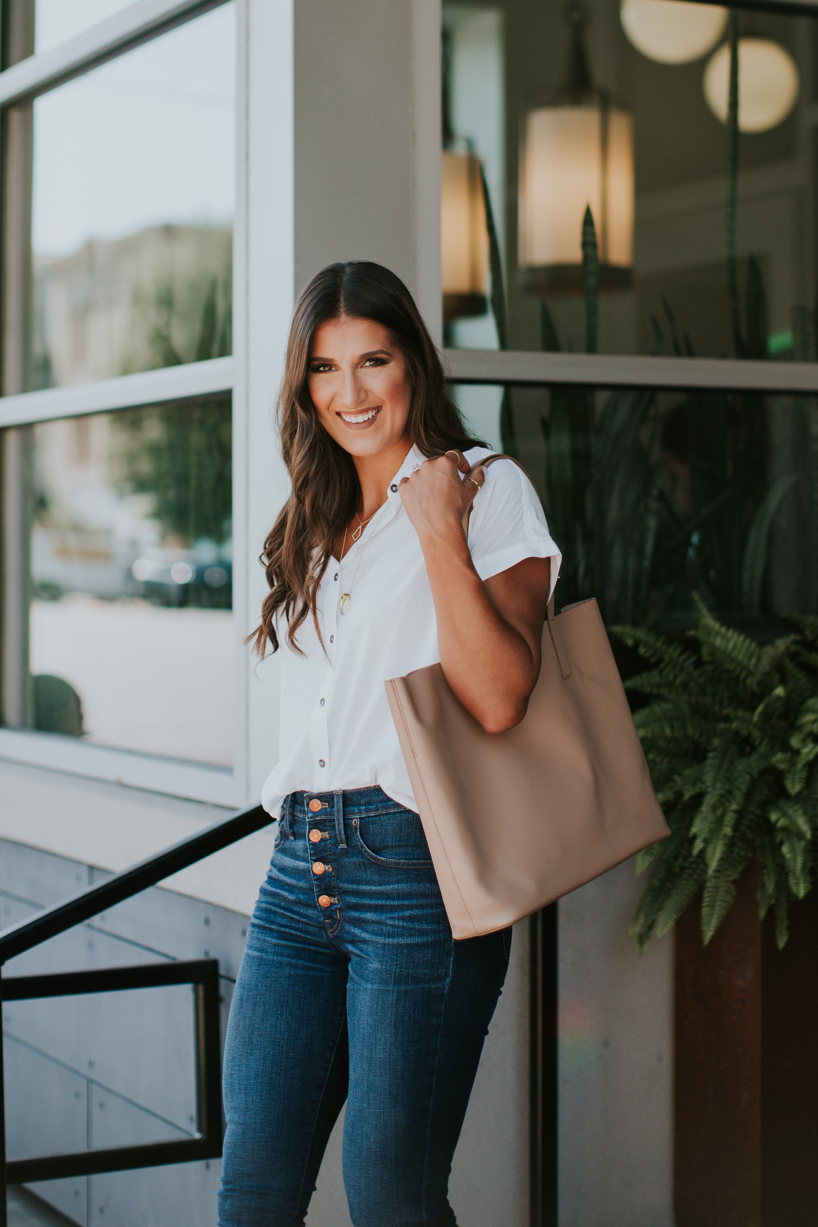 5 reasons to unplug for the weekend, technology break, unplug, weekend break, break from iphone, leopard booties, beige tote, everlane tote, white tee, gorjana jewelry, leopard boots // grace white a southern drawl
