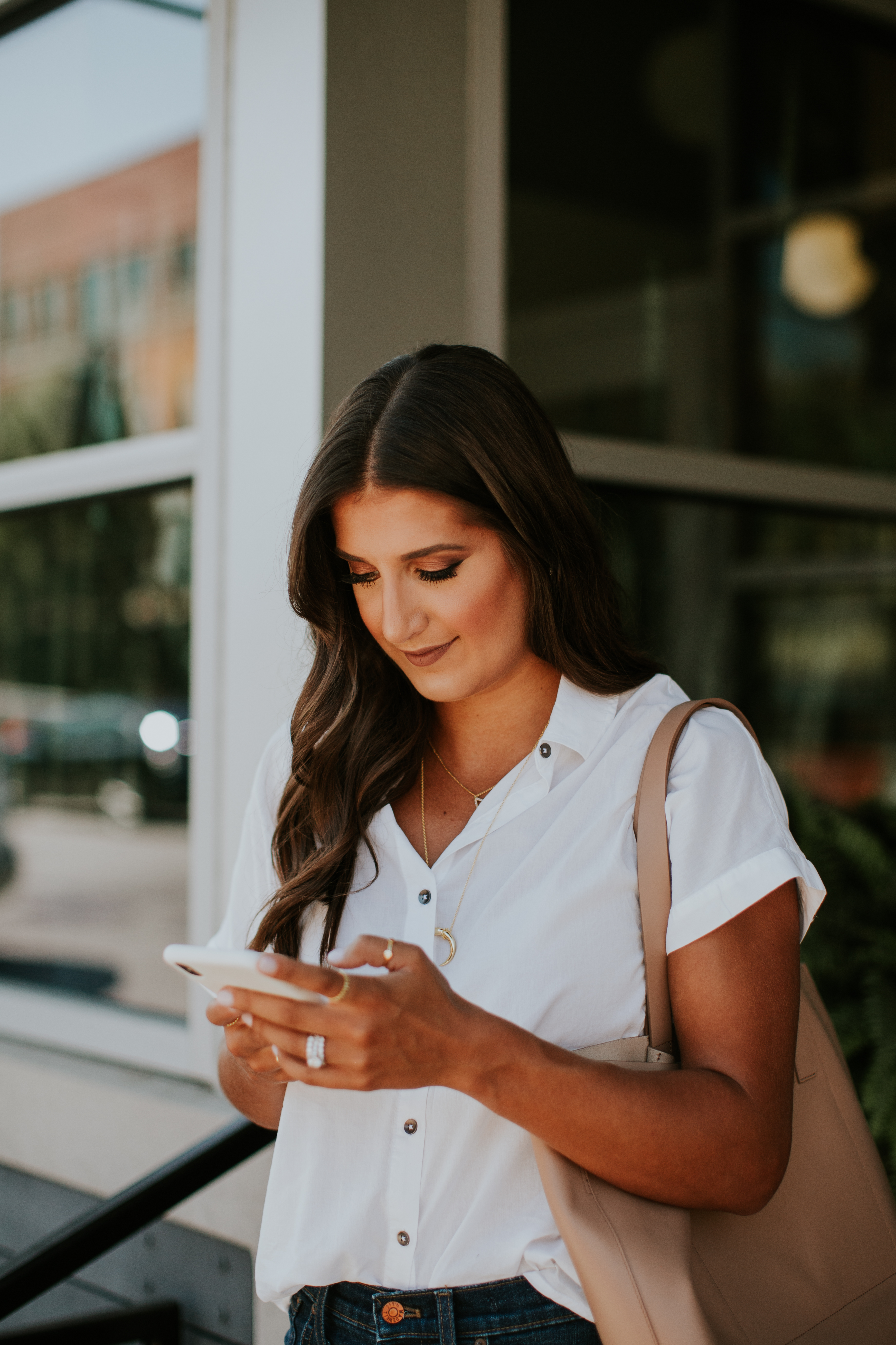 5 reasons to unplug for the weekend, technology break, unplug, weekend break, break from iphone, leopard booties, beige tote, everlane tote, white tee, gorjana jewelry, leopard boots // grace white a southern drawl
